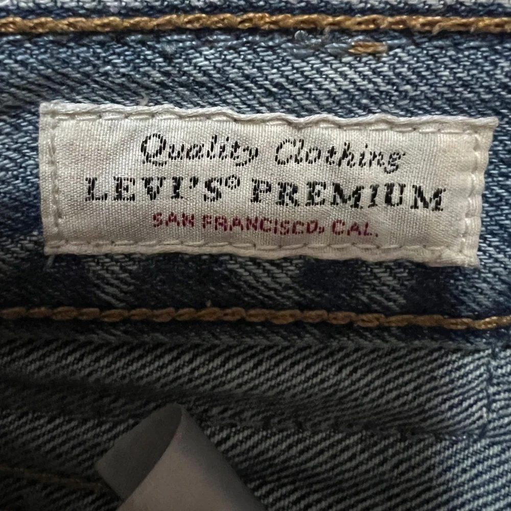 Levis Premium 501 Blue Distressed Denim Jean Shorts Frayed- Size 28